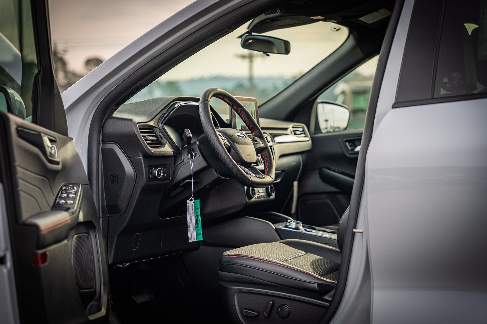 2026 Ford Escape Hybrid ST-Line Select