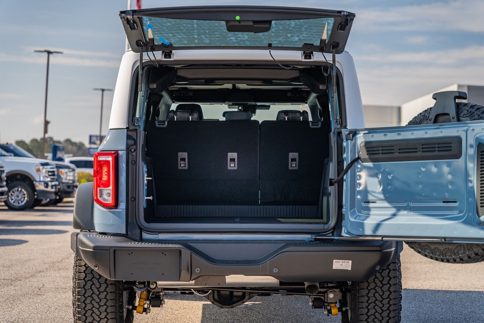 2025 Ford Bronco Heritage Edition