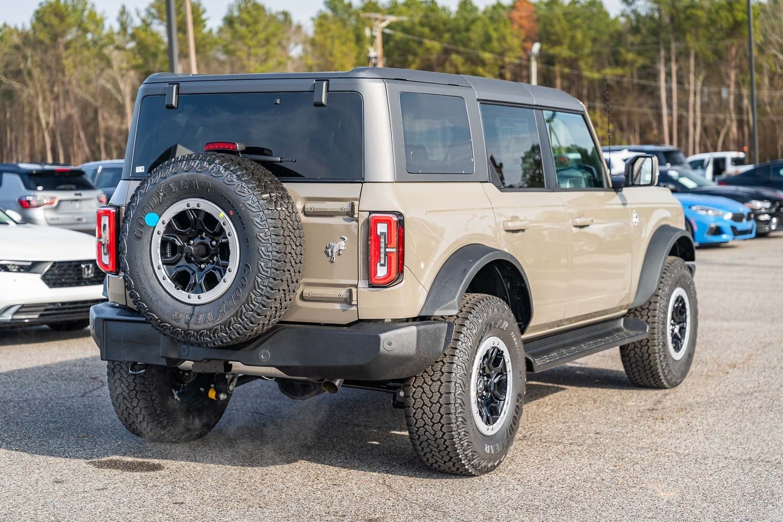 2025 Ford Bronco Outer Banks