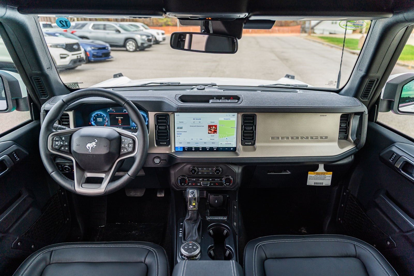 2025 Ford Bronco Outer Banks