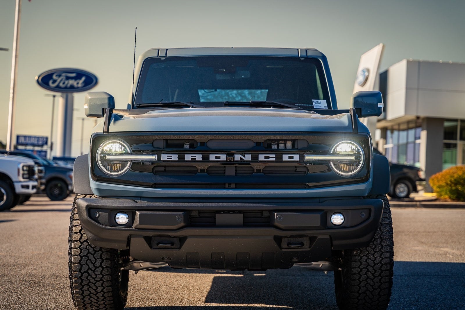 2025 Ford Bronco Outer Banks