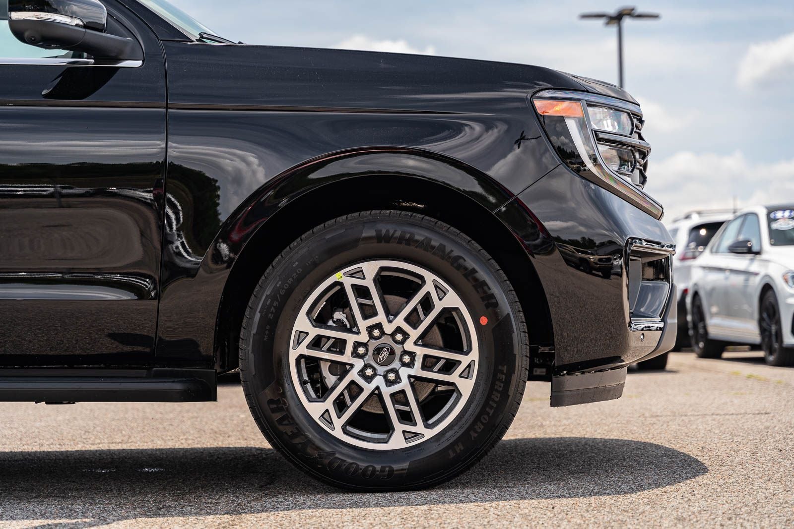 2026 Ford Expedition Active