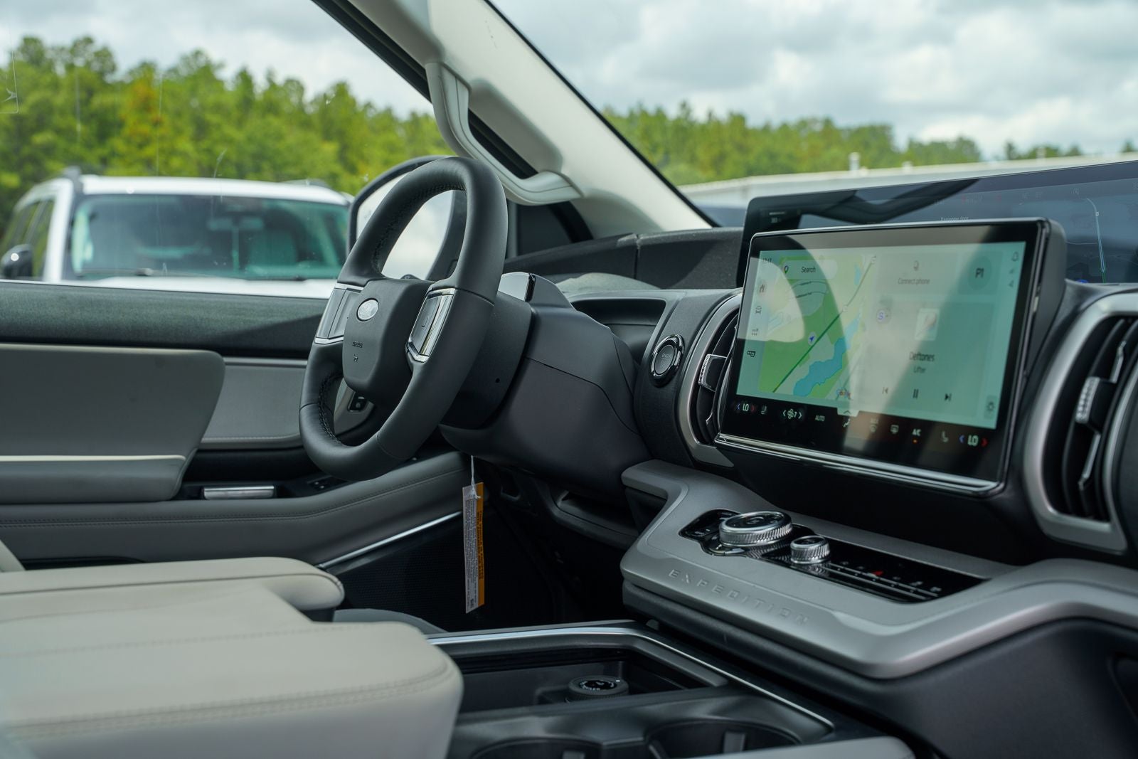 2027 Ford Expedition Active