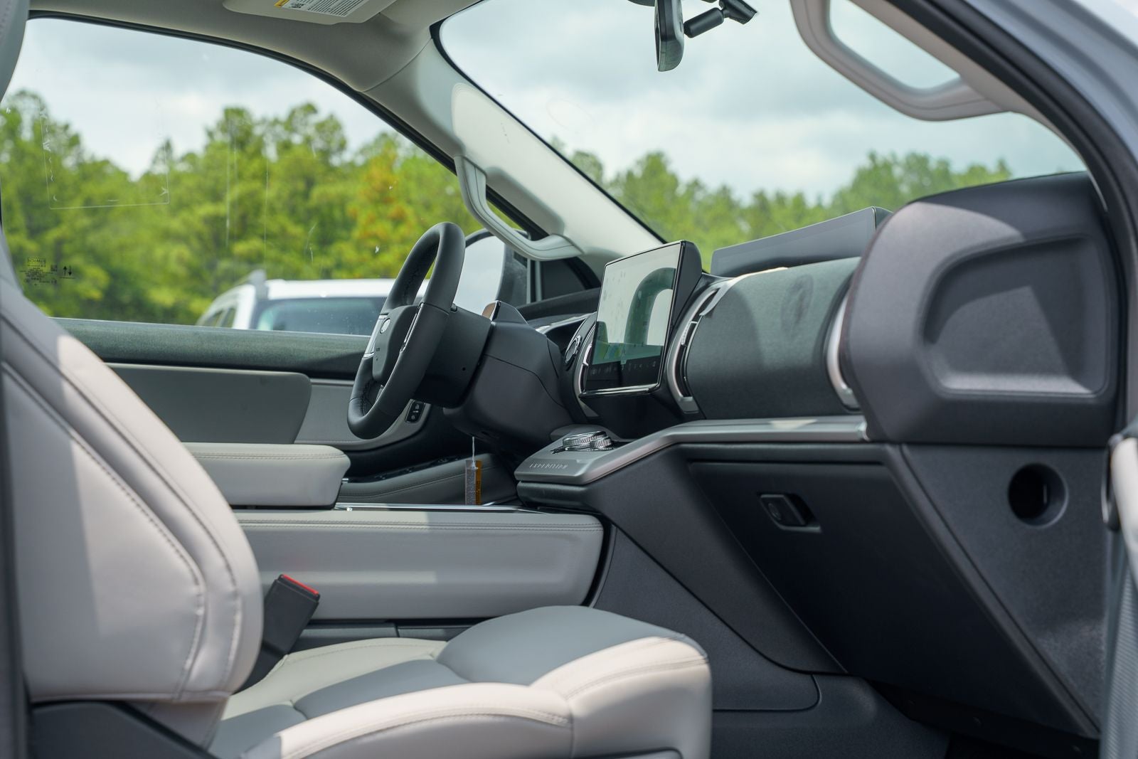 2027 Ford Expedition Active
