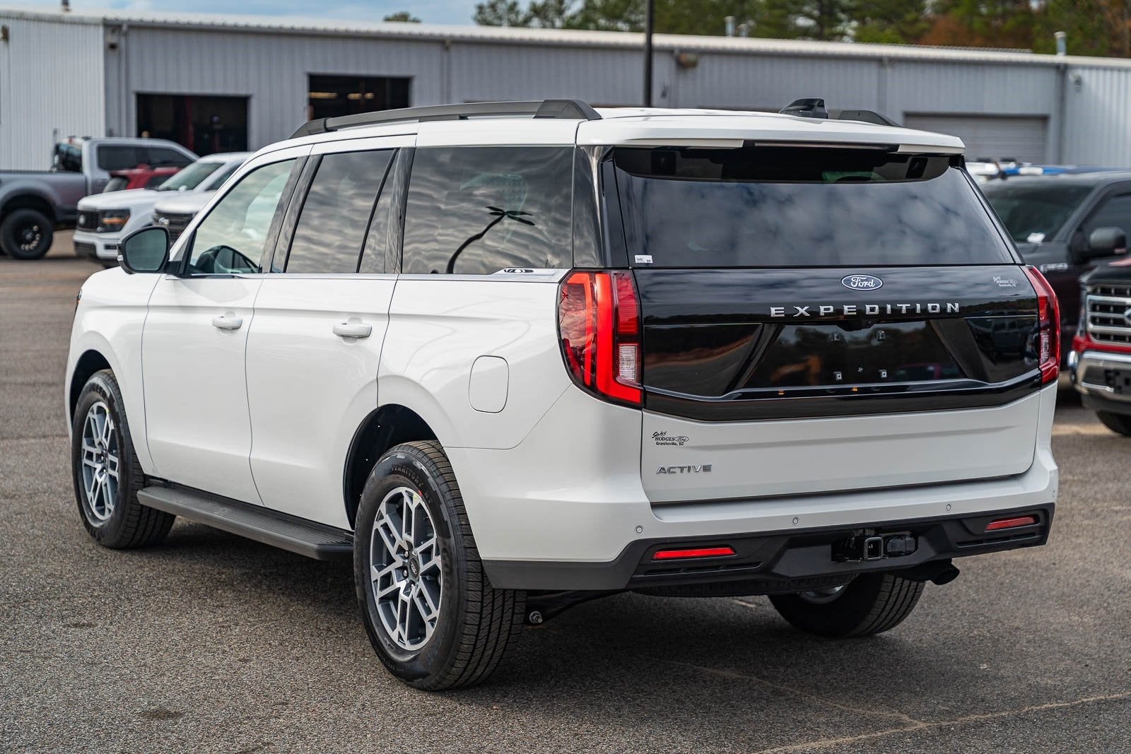 2025 Ford Expedition Active