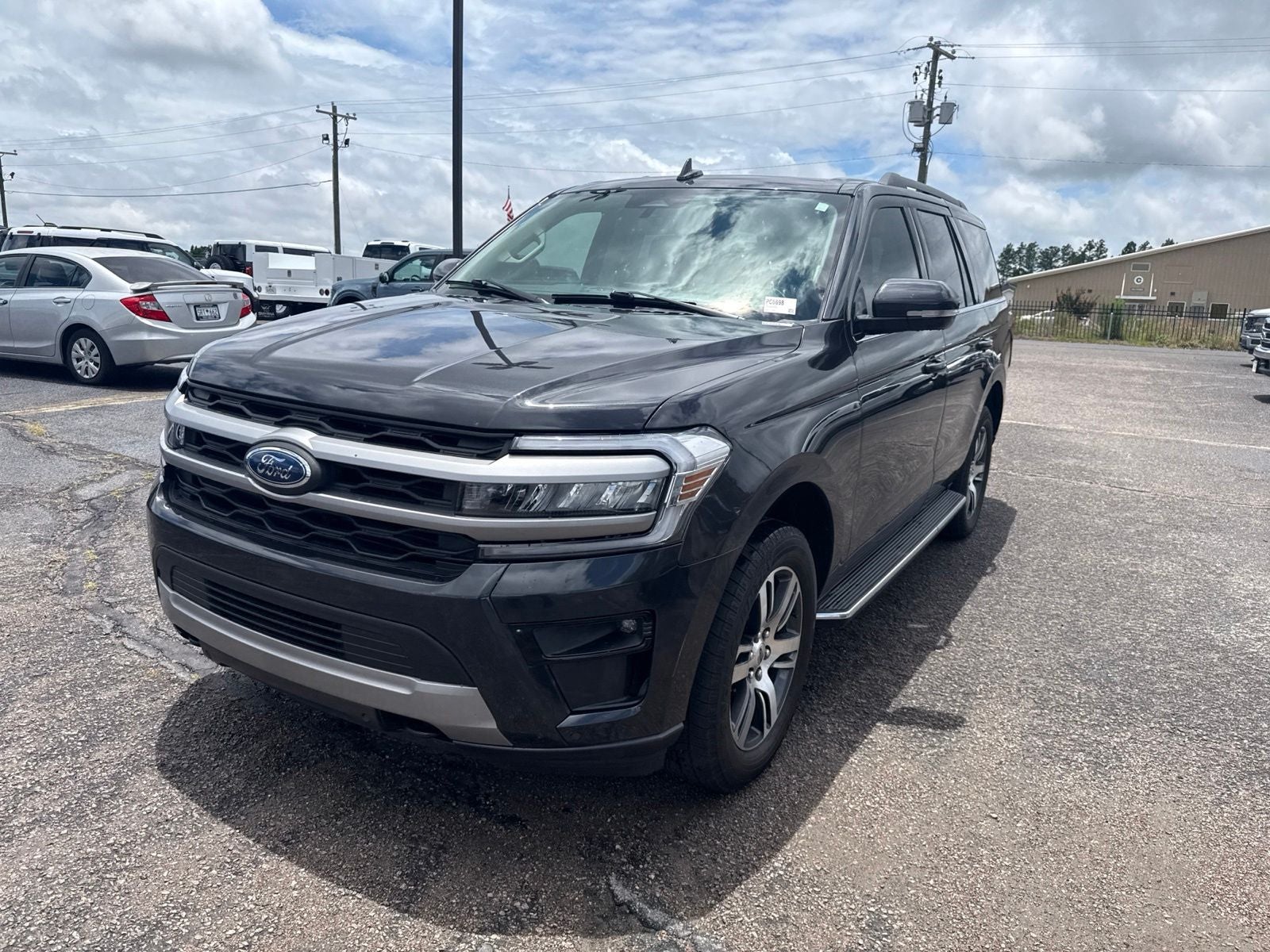 2023 Ford Expedition XLT