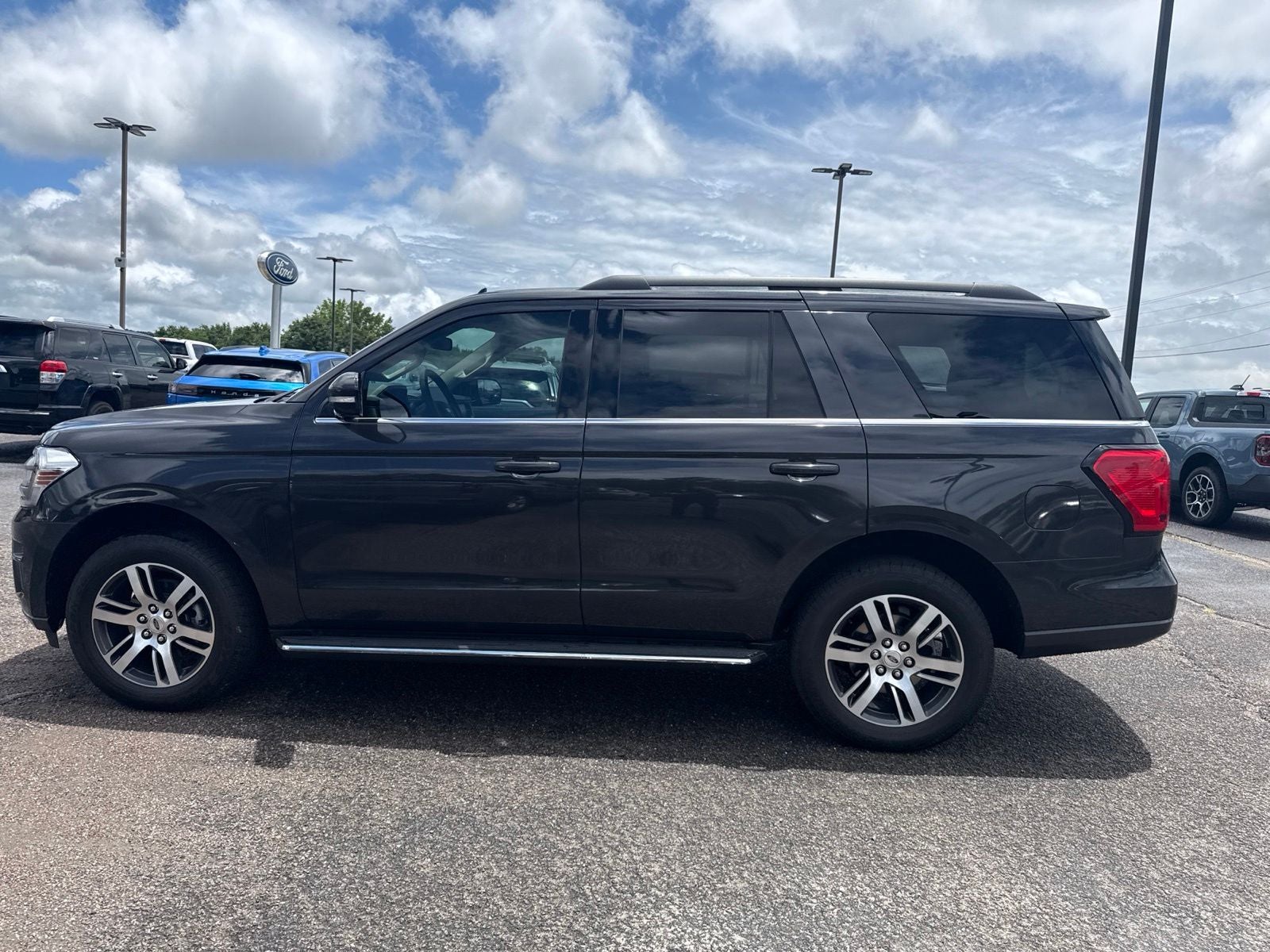 2023 Ford Expedition XLT