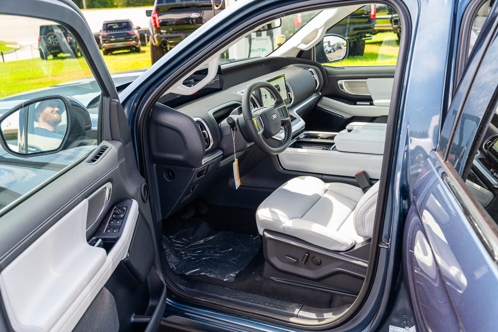 2027 Ford Expedition Platinum