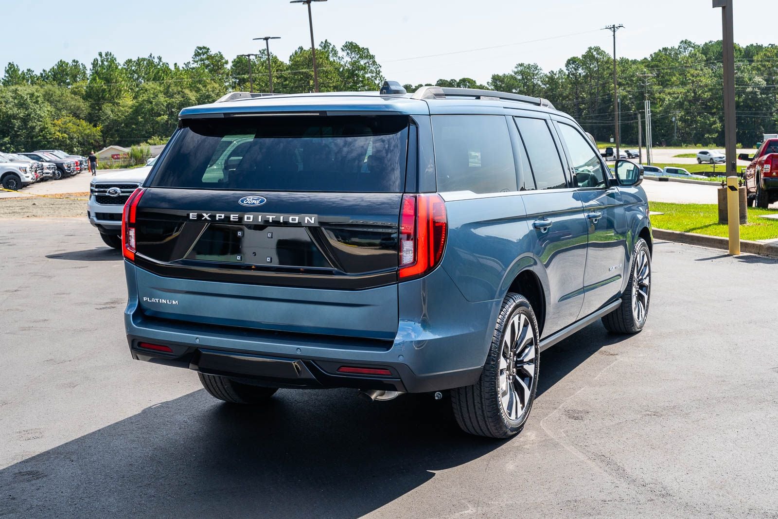 2027 Ford Expedition Platinum