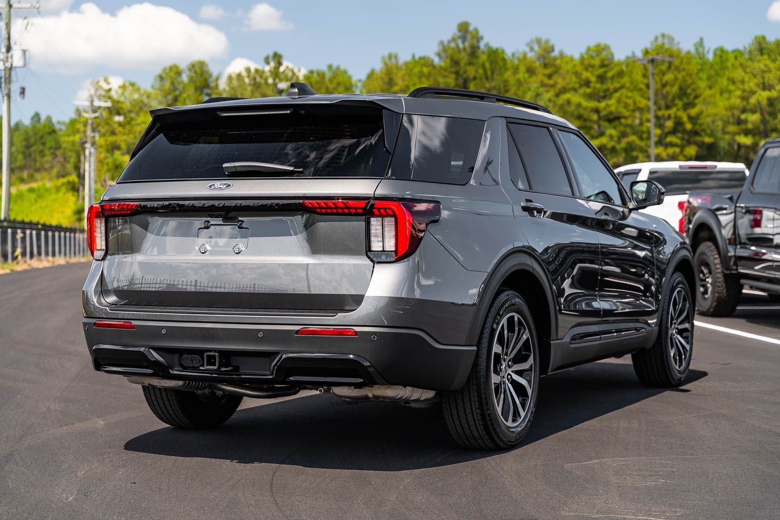 2027 Ford Explorer ST-Line