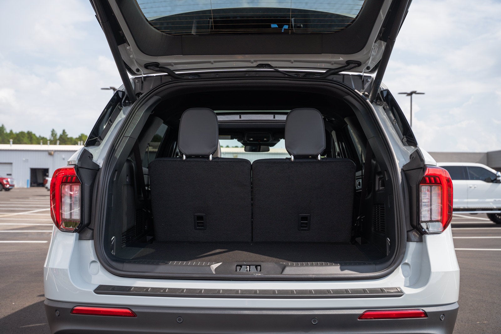 2027 Ford Explorer ST