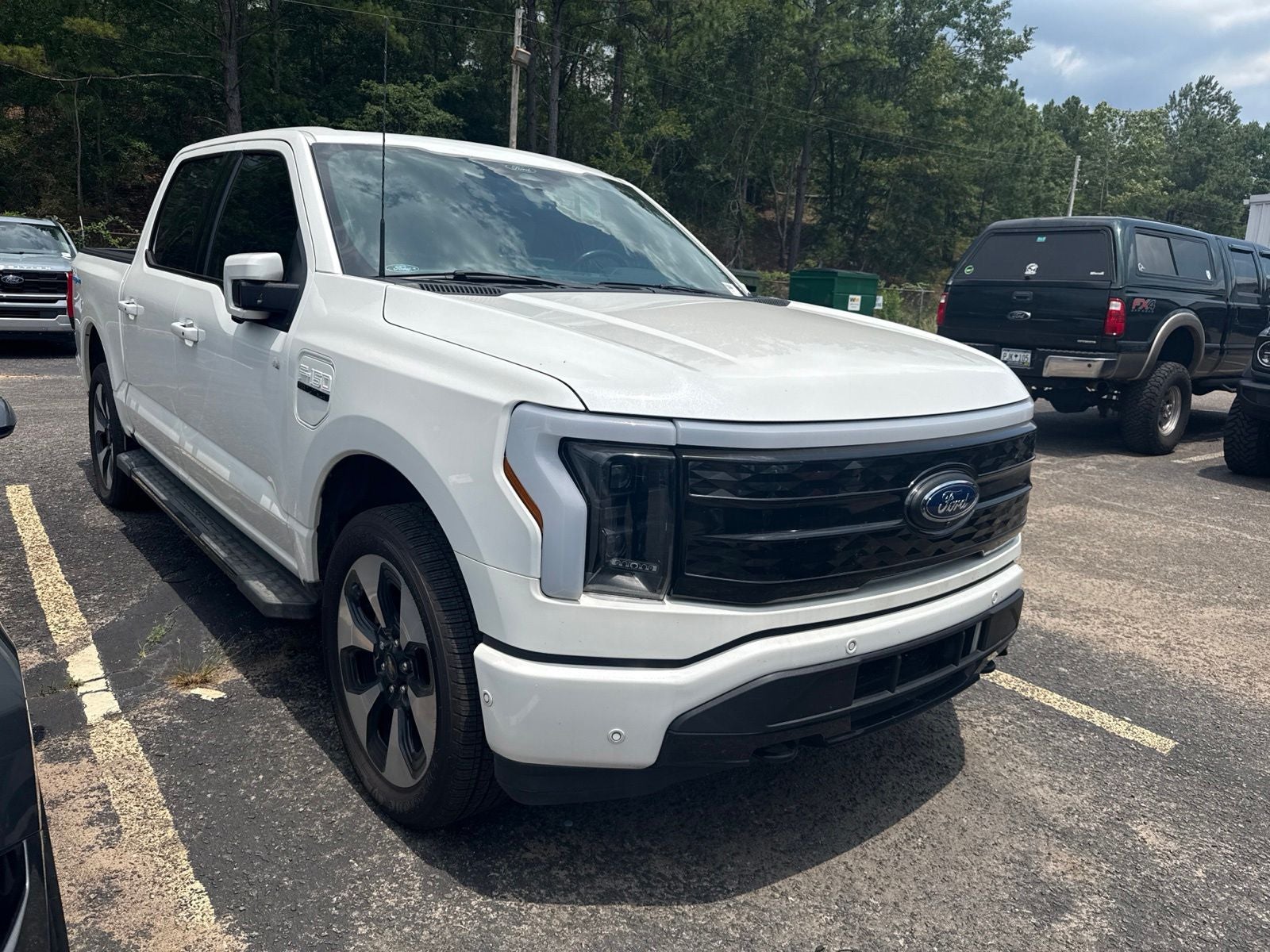 2022 Ford F-150 Lightning Platinum