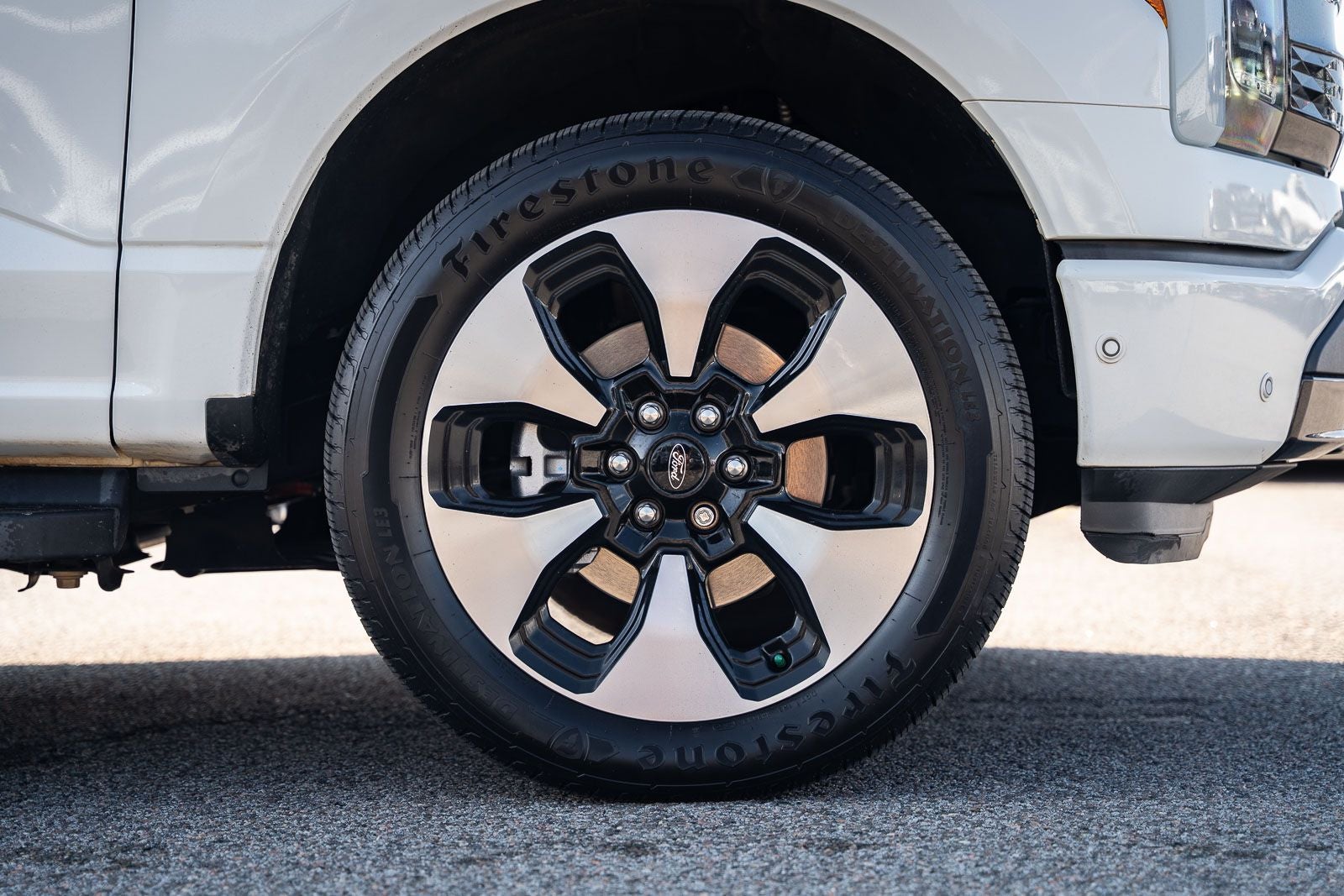2022 Ford F-150 Lightning Platinum
