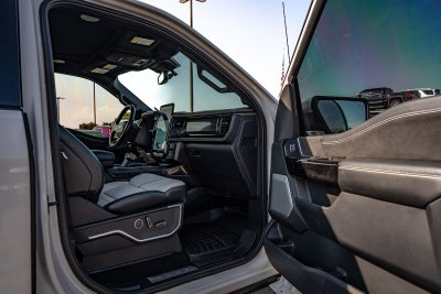 2022 Ford F-150 Lightning Platinum