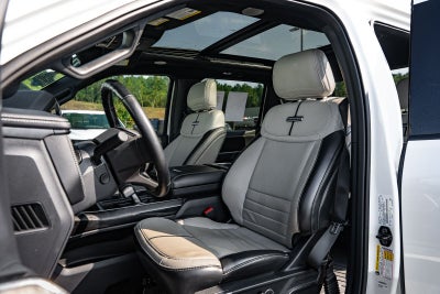 2022 Ford F-150 Lightning Platinum