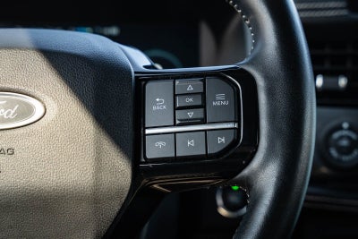 2022 Ford F-150 Lightning Platinum