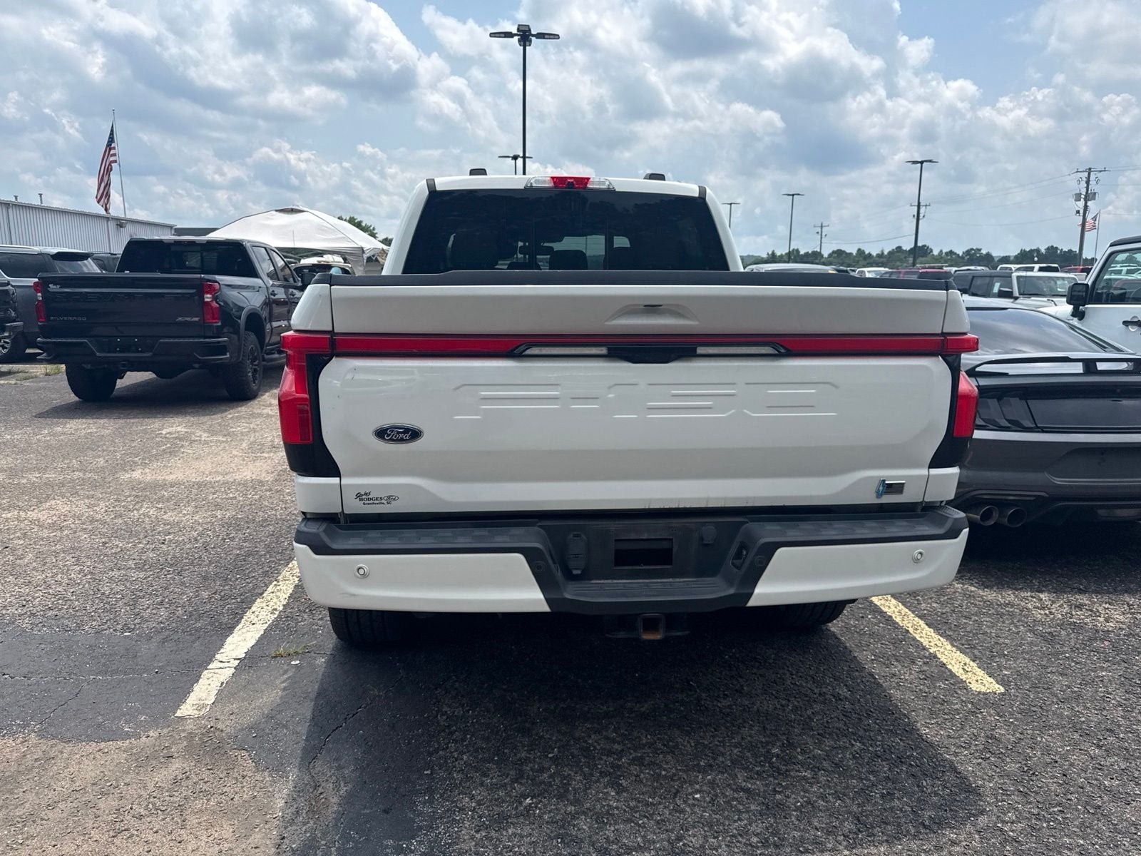 2022 Ford F-150 Lightning Platinum