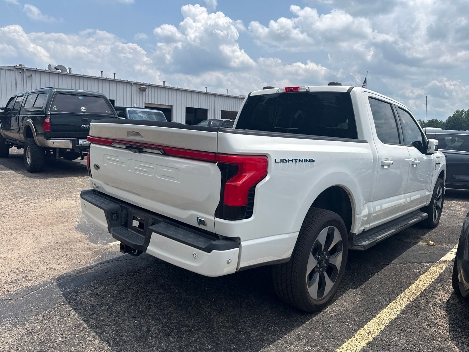 2022 Ford F-150 Lightning Platinum