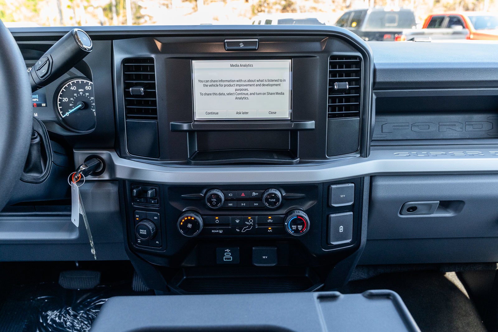 2027 Ford F-250SD XL