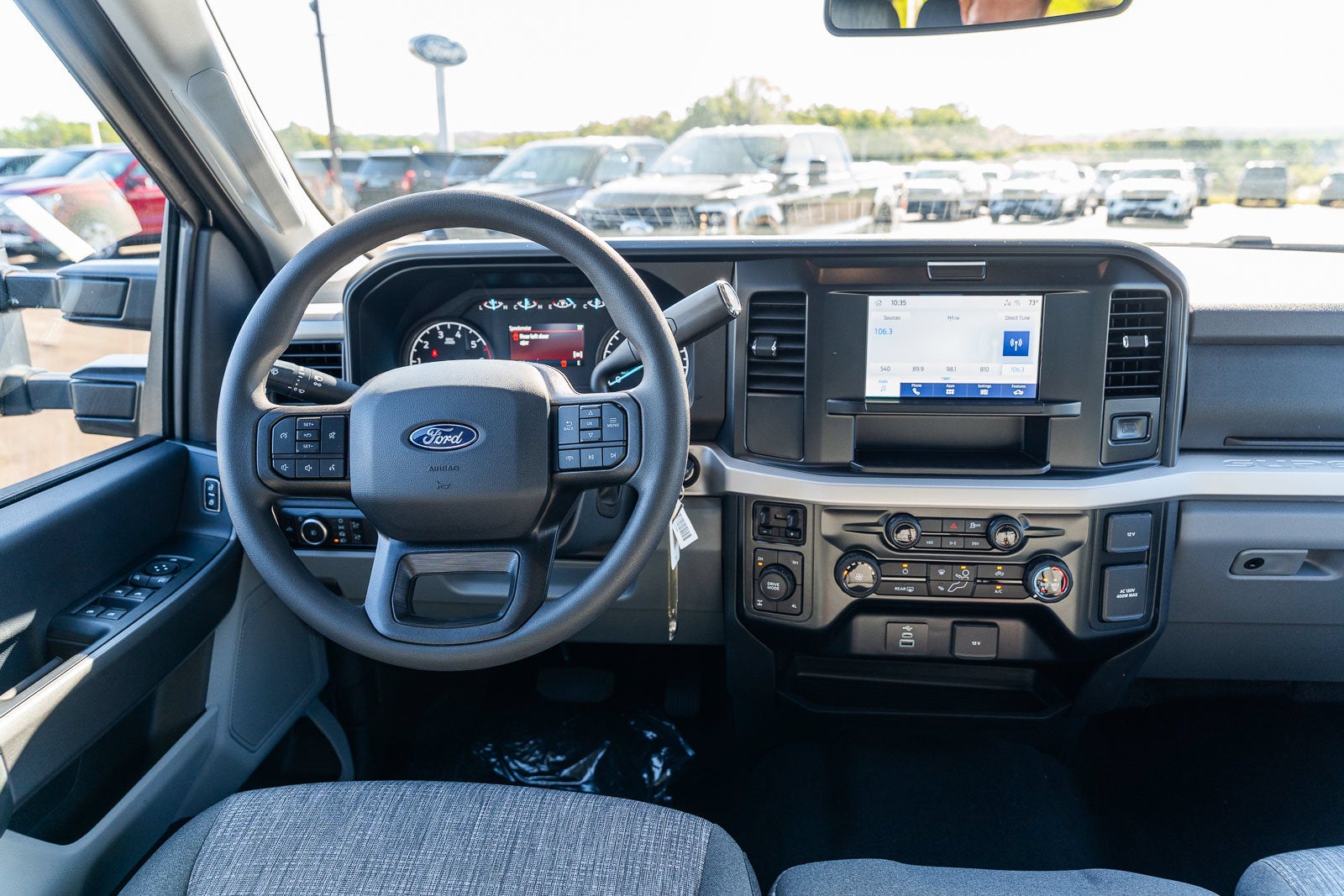2027 Ford F-250SD XLT
