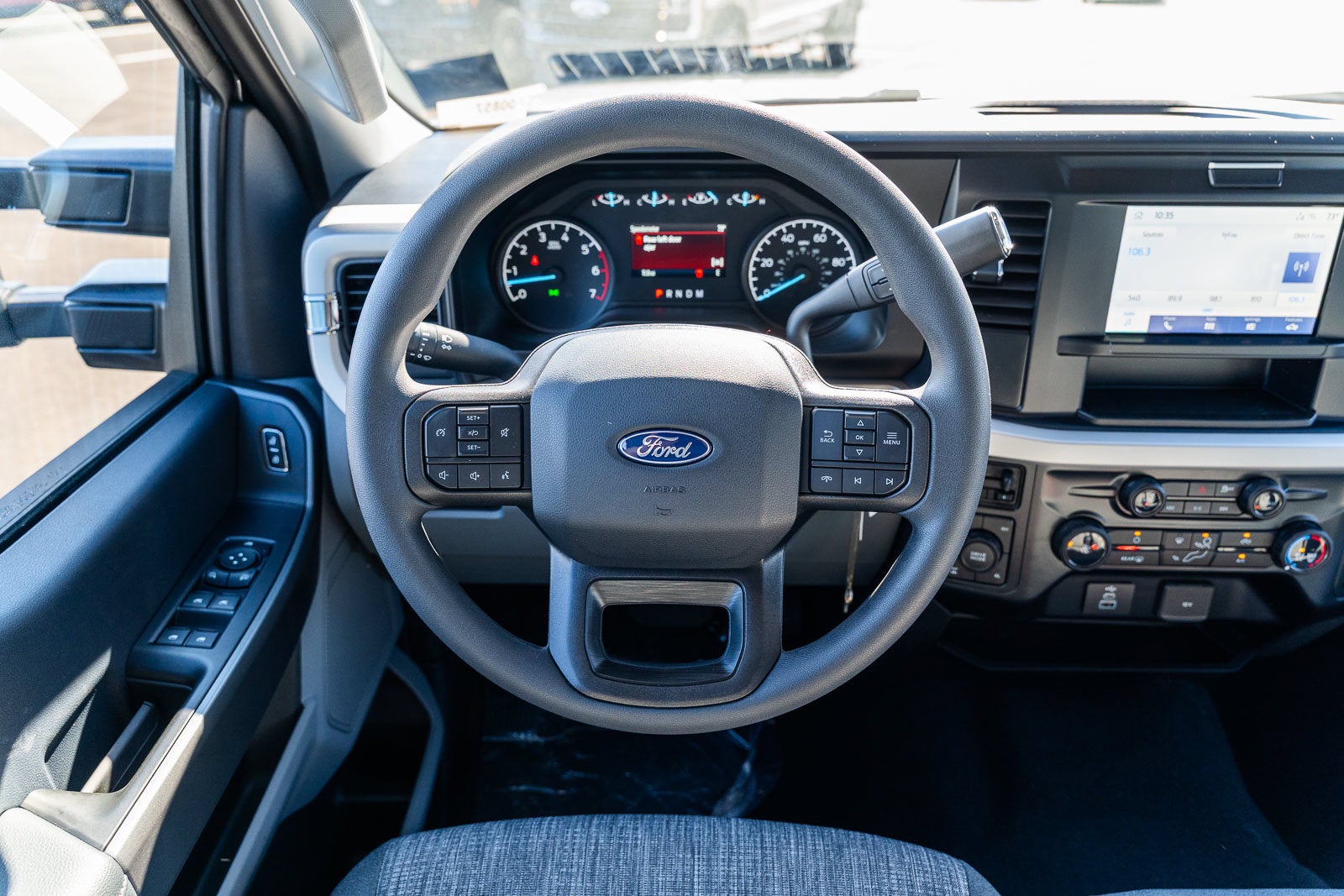 2027 Ford F-250SD XLT
