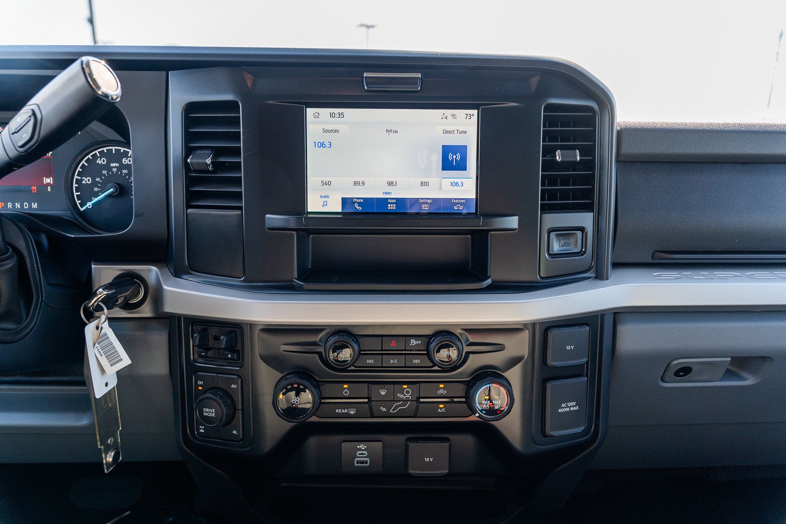 2027 Ford F-250SD XLT
