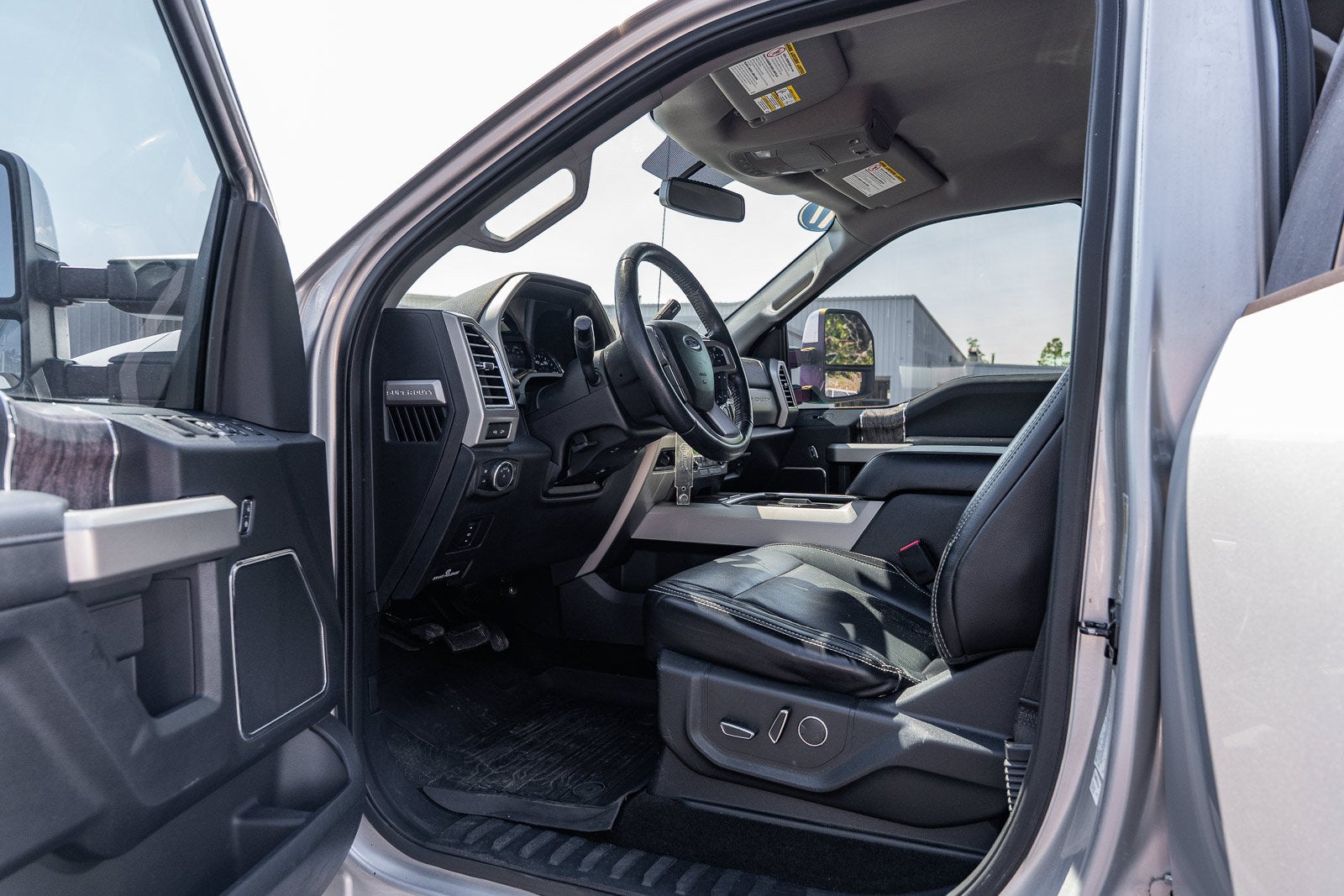 2017 Ford F-250SD Lariat