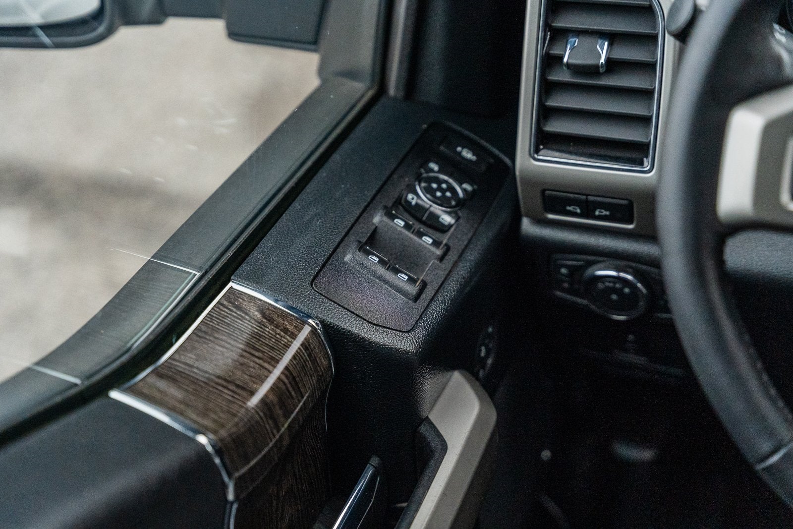 2020 Ford F-250SD Lariat