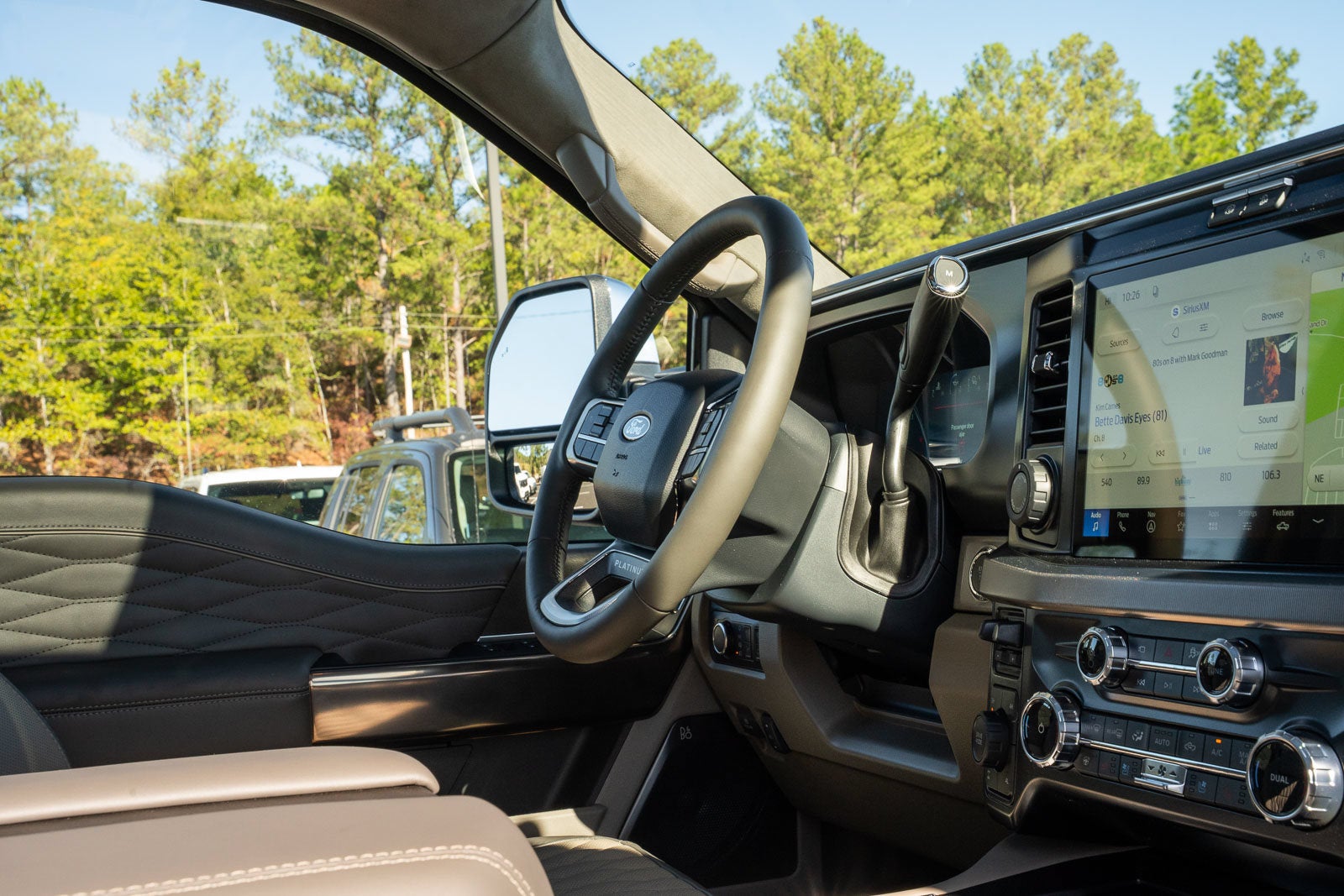 2027 Ford F-350SD Platinum