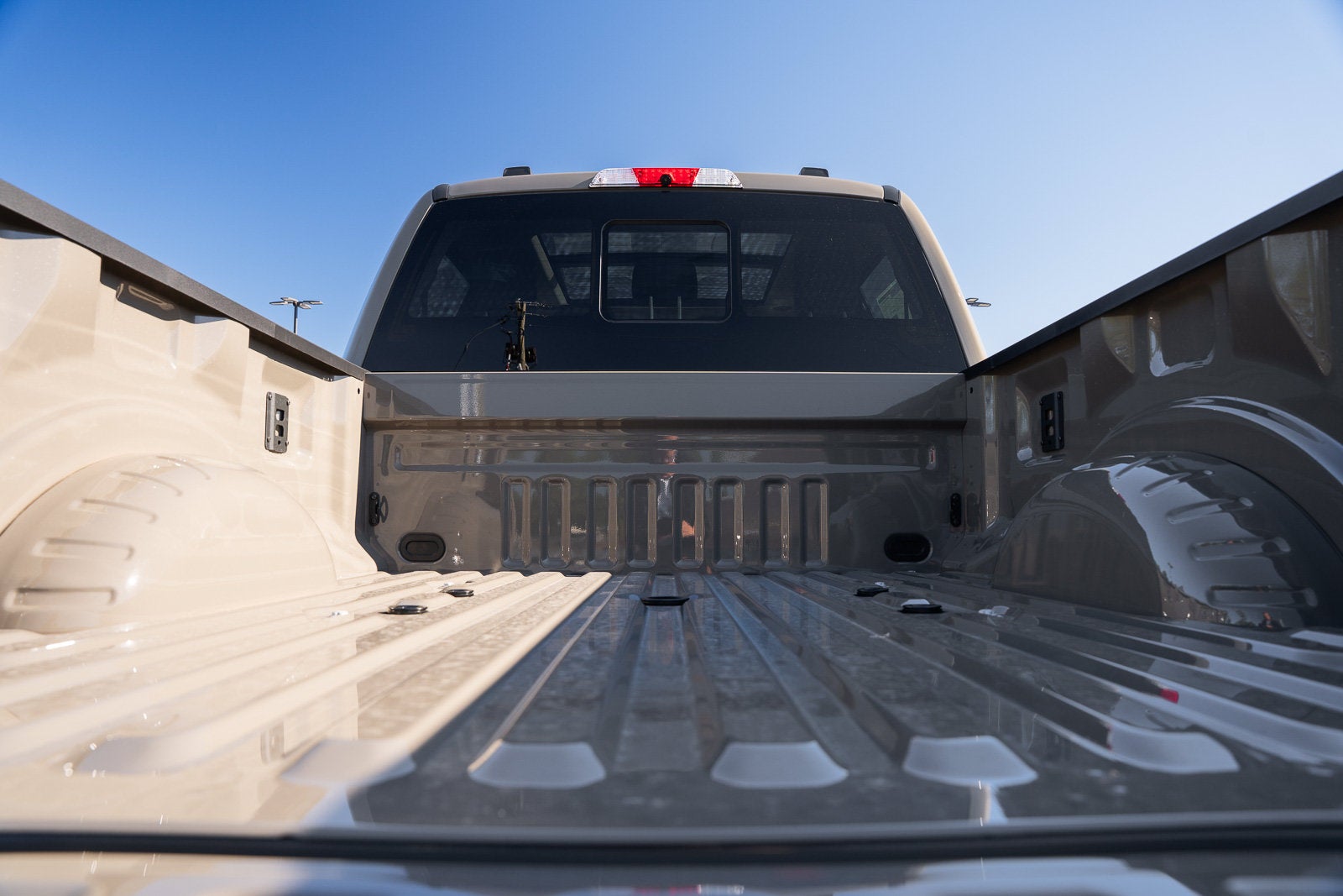 2027 Ford F-350SD Platinum