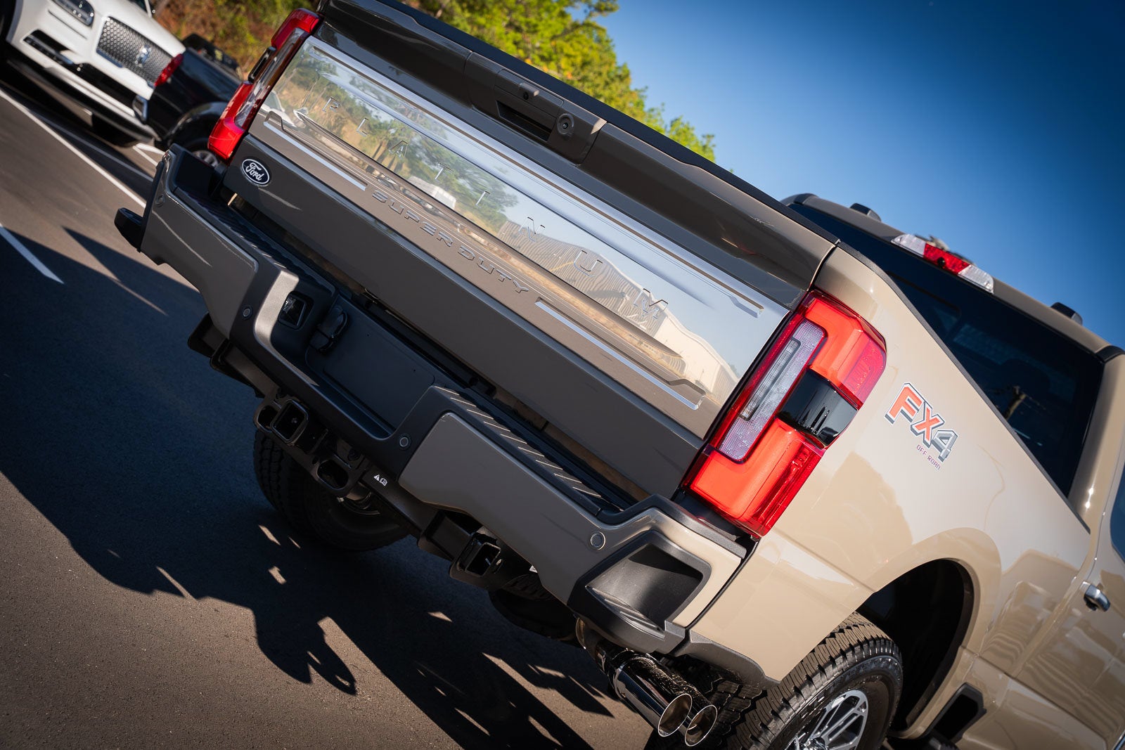 2027 Ford F-350SD Platinum