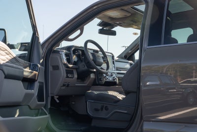 2027 Ford F-350SD Platinum
