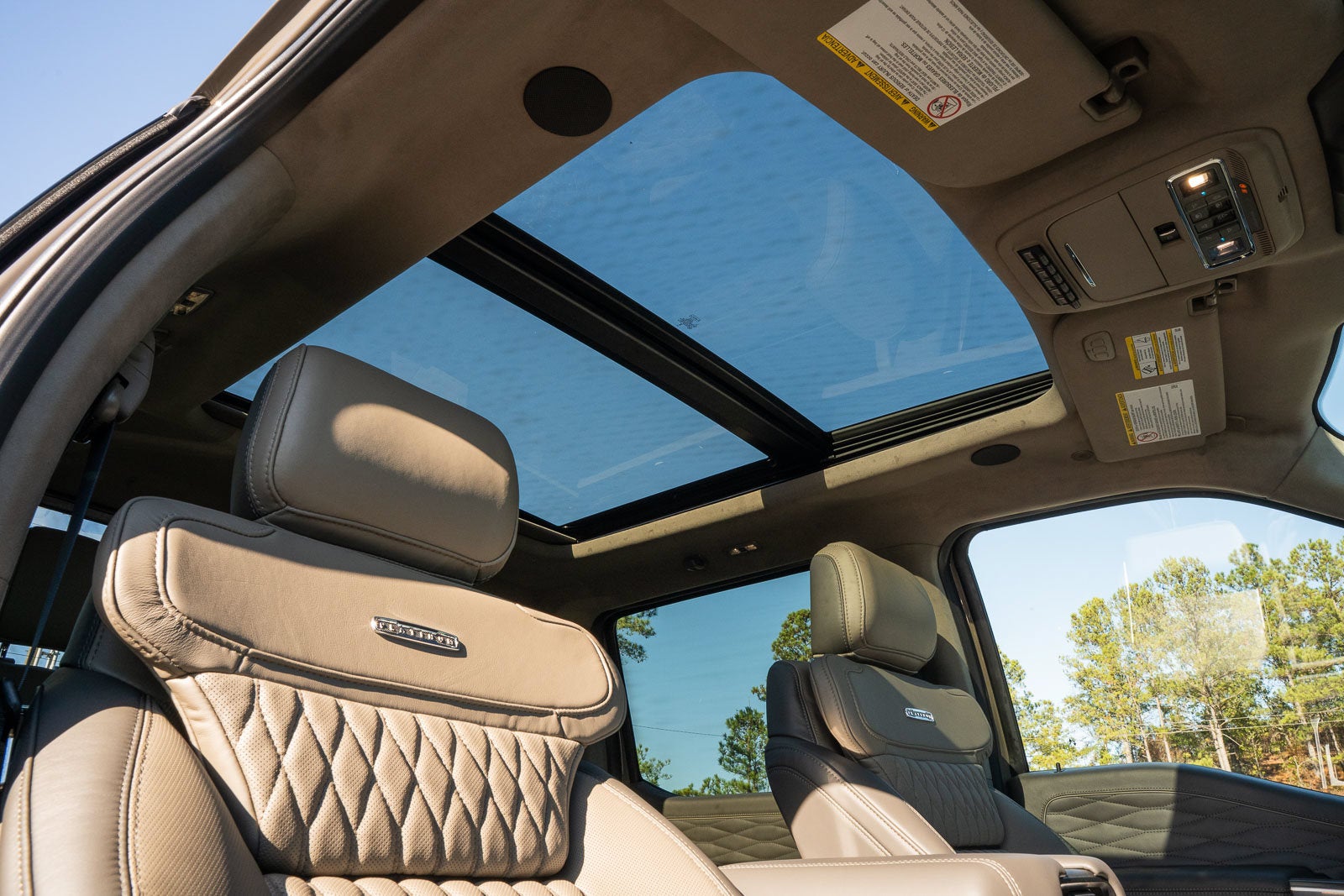 2027 Ford F-350SD Platinum