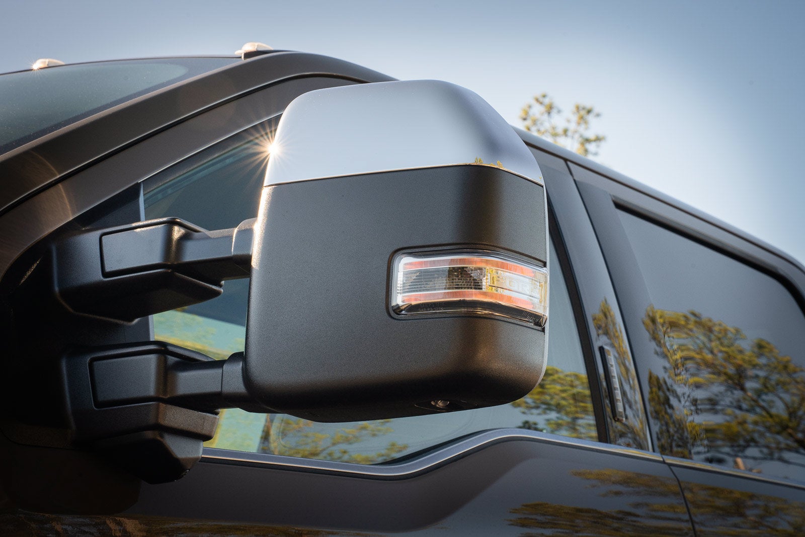 2027 Ford F-350SD Platinum