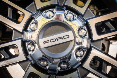 2027 Ford F-350SD Platinum
