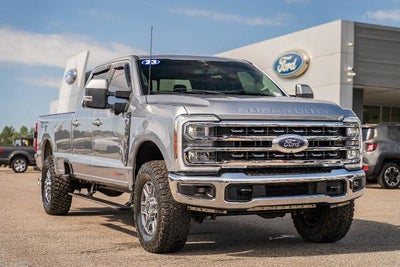 2023 Ford F-350SD Lariat