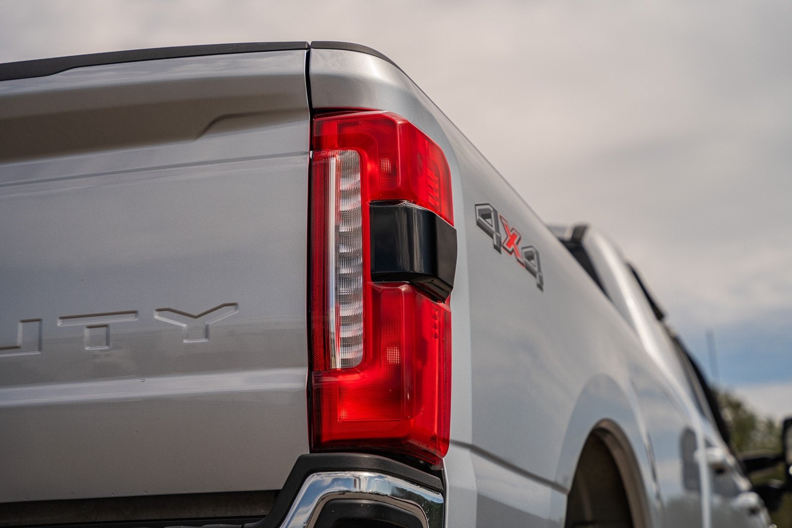 2023 Ford F-350SD Lariat