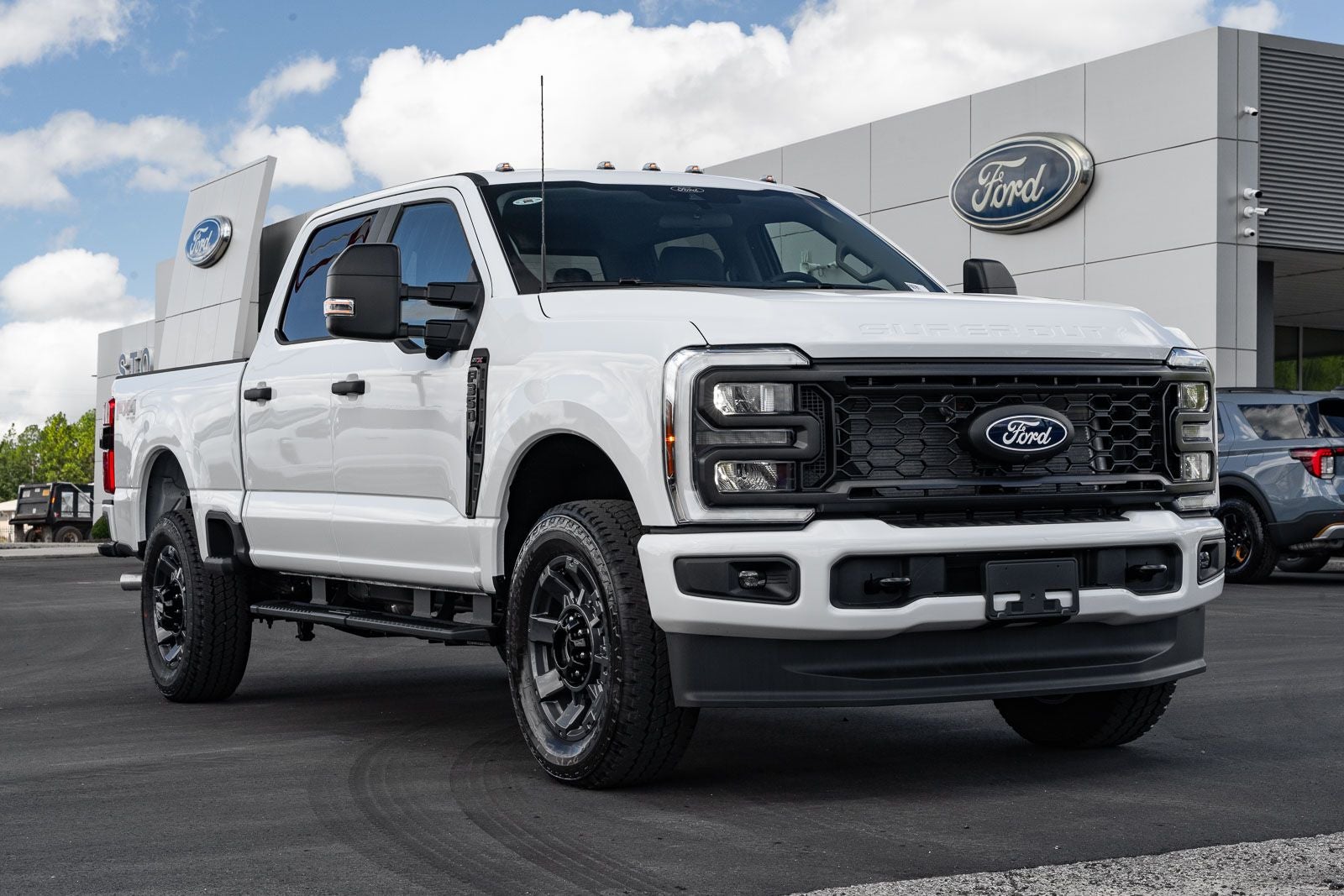 2027 Ford F-350SD XL