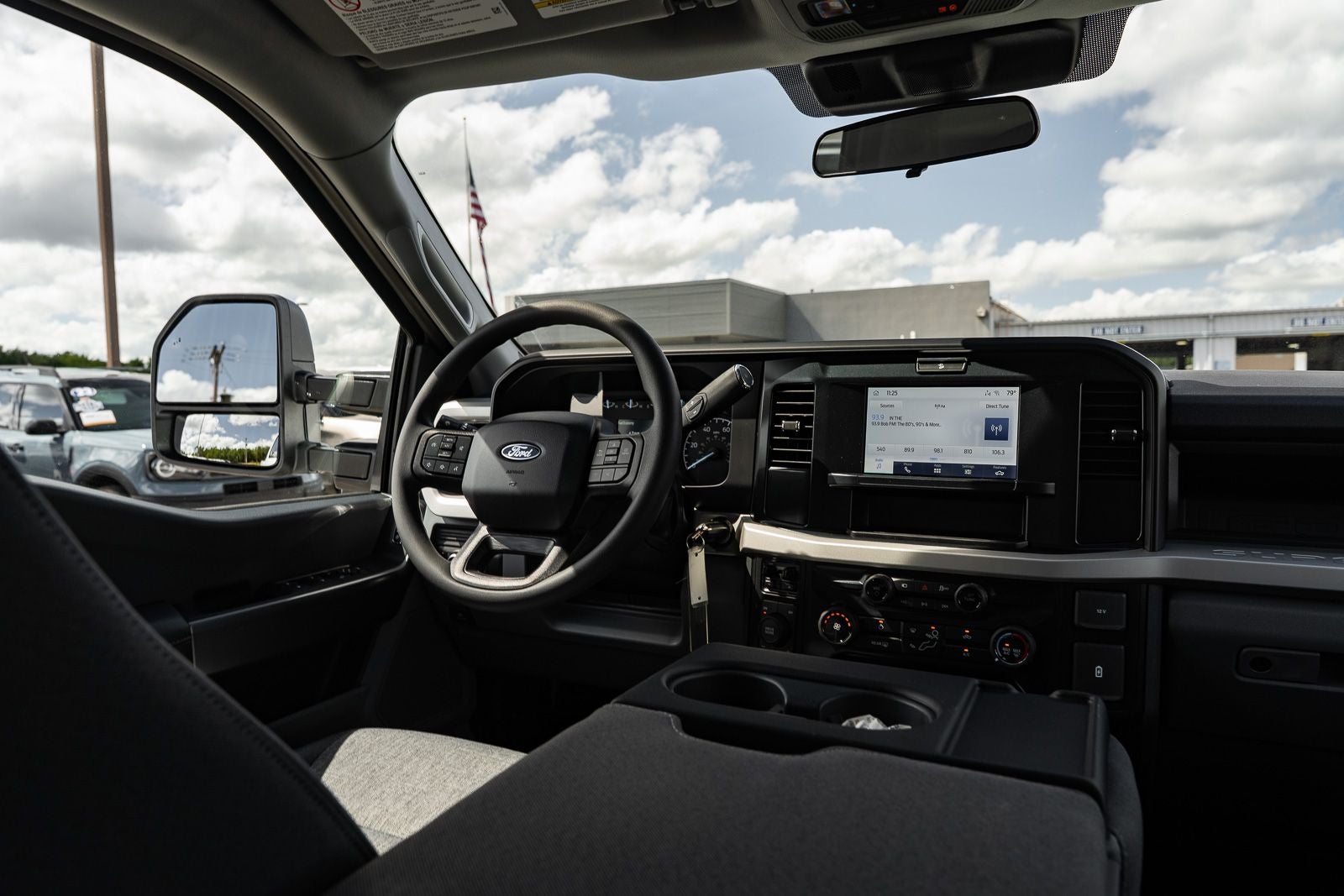 2027 Ford F-350SD XL