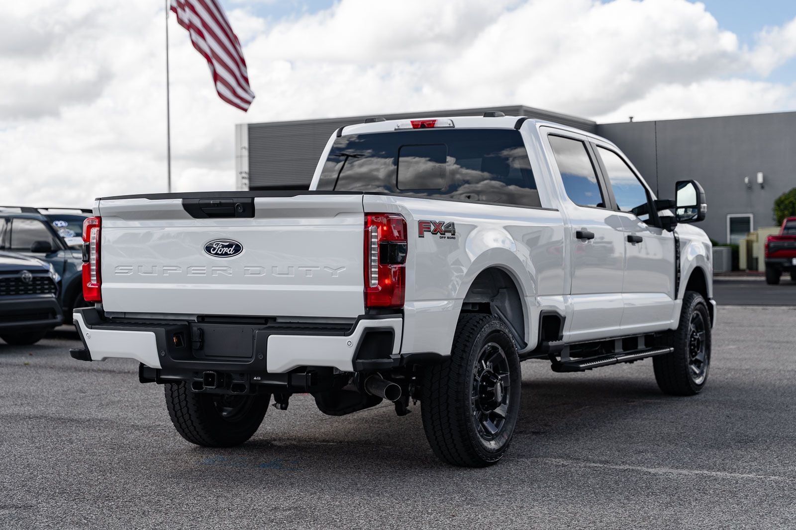 2027 Ford F-350SD XL