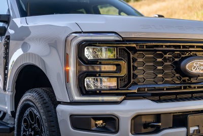 2027 Ford F-350SD XLT