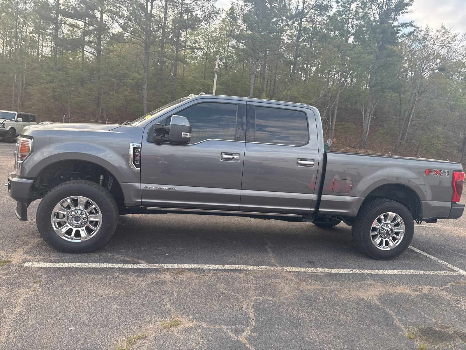 2022 Ford F-350SD Limited