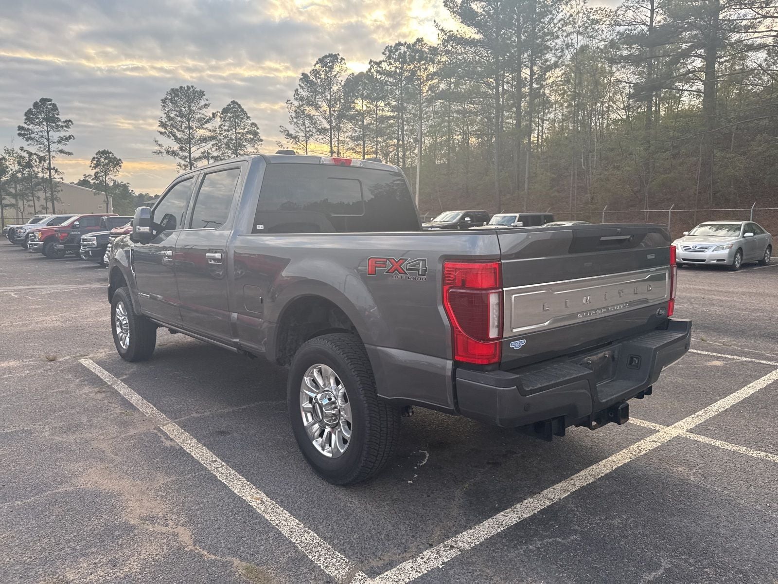 2022 Ford F-350SD Limited