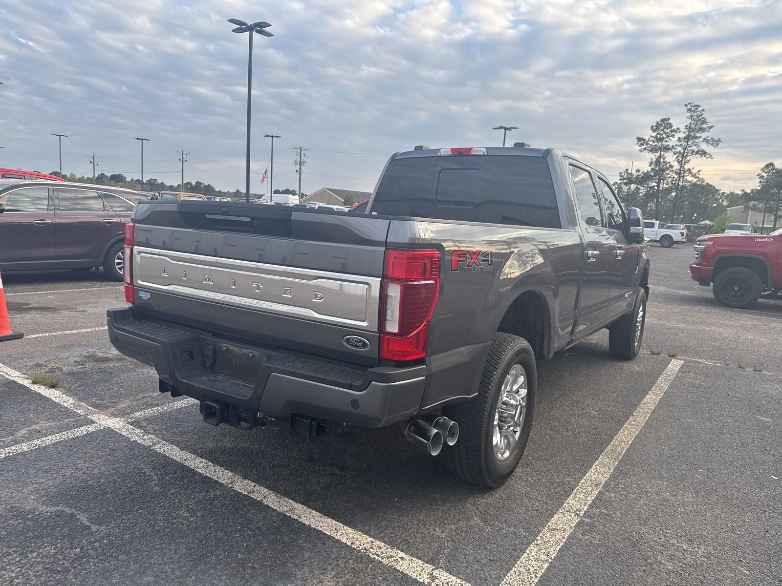 2022 Ford F-350SD Limited
