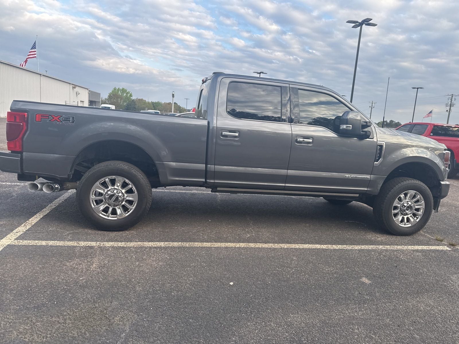 2022 Ford F-350SD Limited