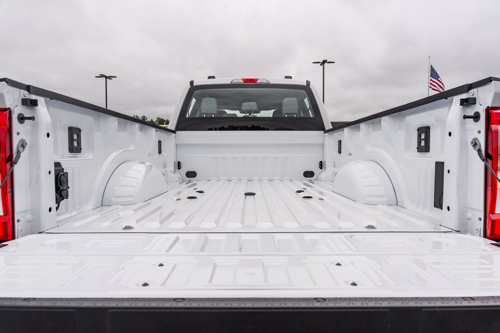 2027 Ford F-350SD XL DRW