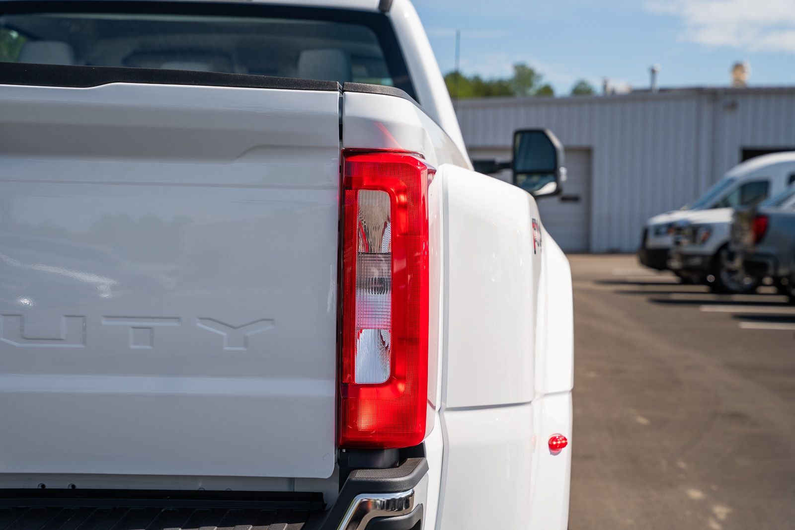 2027 Ford F-350SD XL DRW