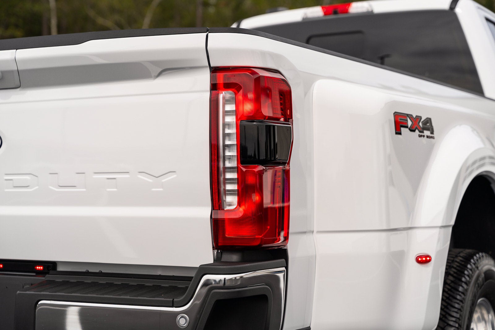 2027 Ford F-350SD XLT DRW