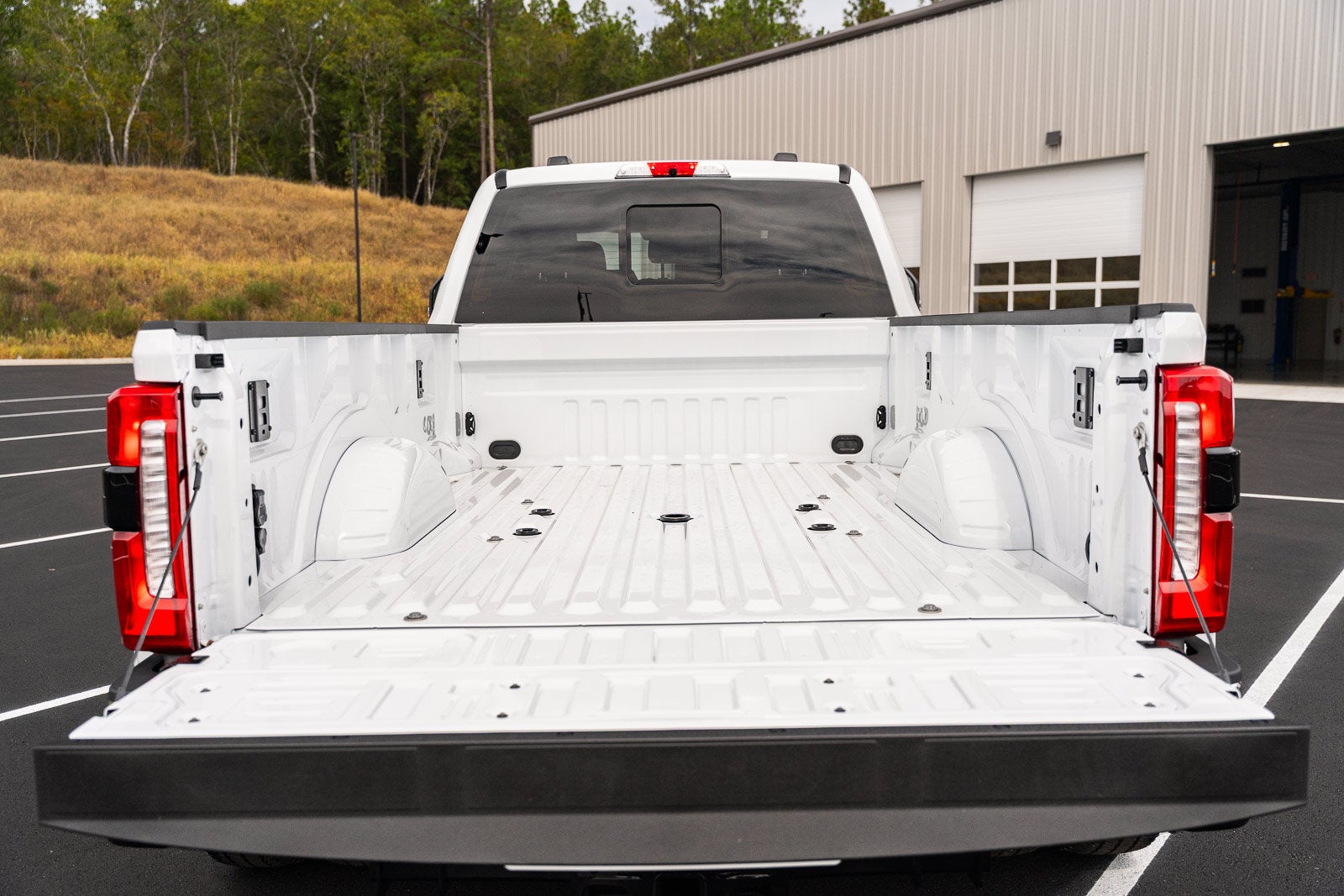 2027 Ford F-350SD XLT DRW