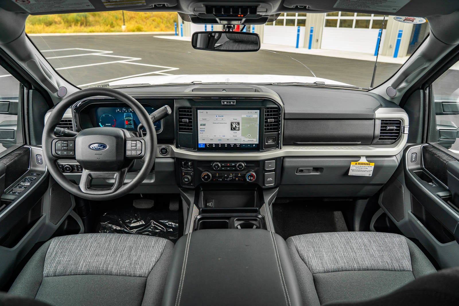 2027 Ford F-350SD XLT DRW
